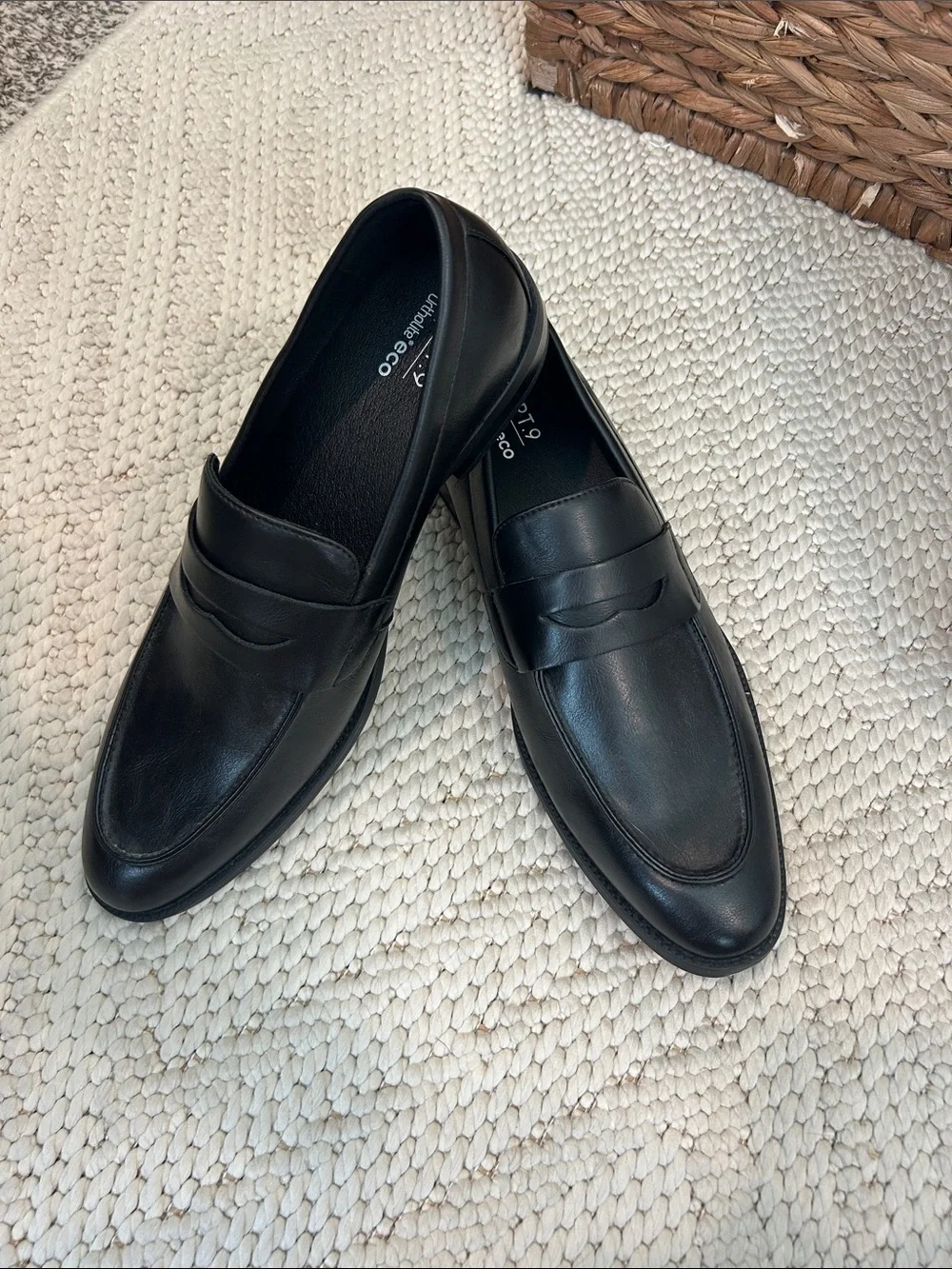 Men's Black Leather Penny Loafers